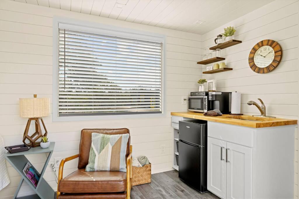 New The Sunset Luxury Container Home Fredericksburg Eksteriør bilde