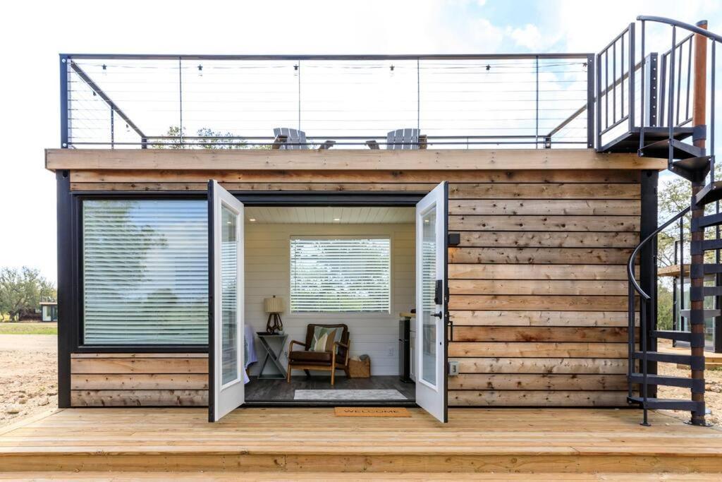 New The Sunset Luxury Container Home Fredericksburg Eksteriør bilde