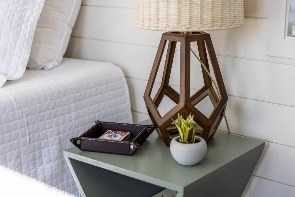 New The Sunset Luxury Container Home Fredericksburg Eksteriør bilde